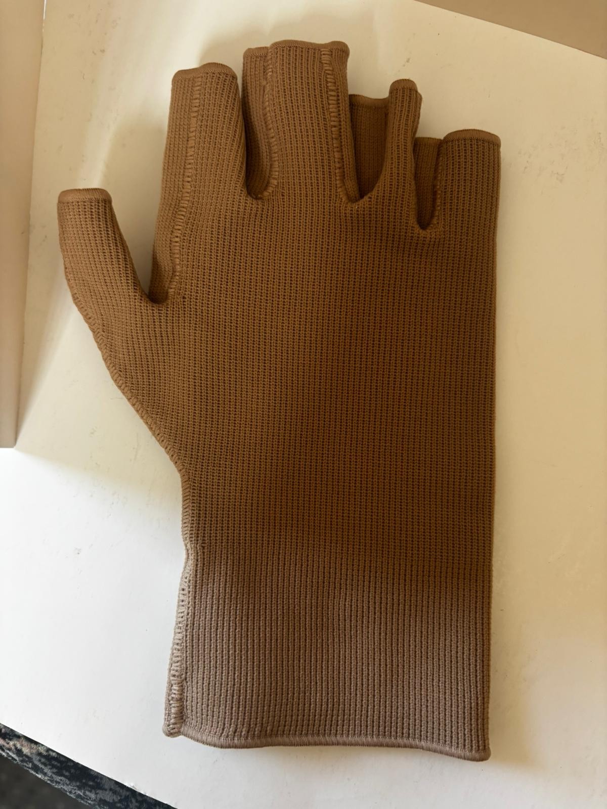 JUZO EXPERT Glove with open fingers ALMOND shade CCL2 LARGE